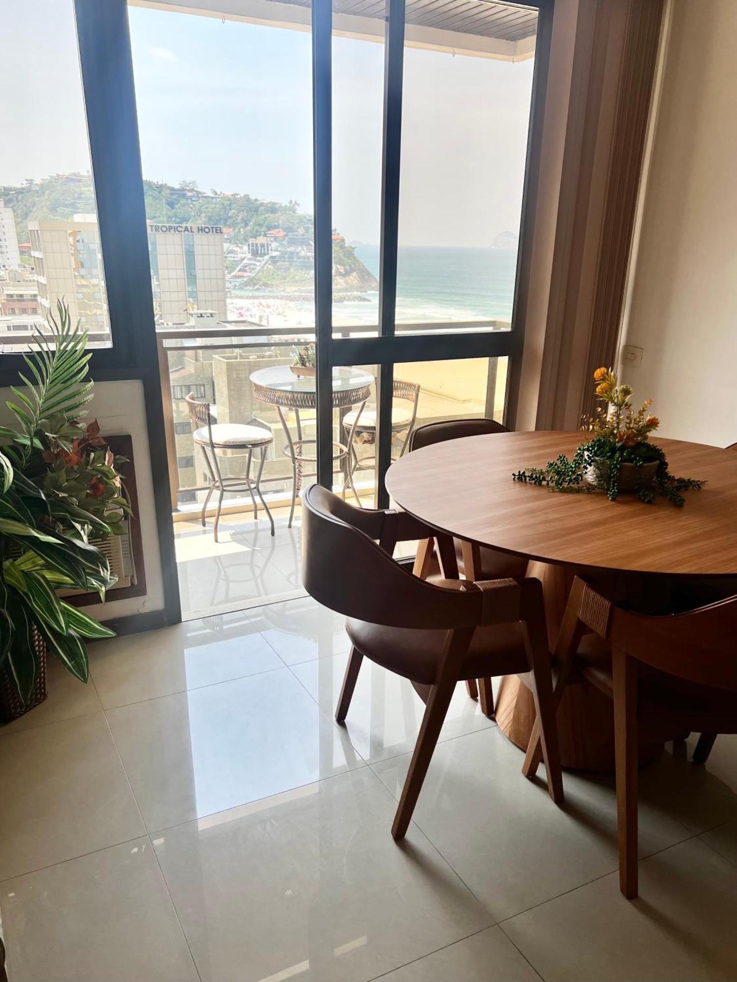 Flat Da Barra